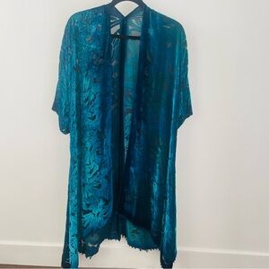 SOLD. 🌊Kimono🌊